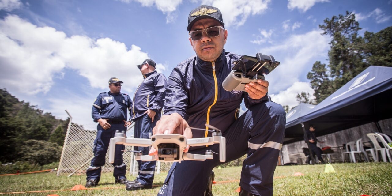 Bomberos Medellín fortalece respuesta a emergencias con drones