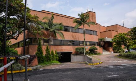 Secretaría de Movilidad Envigado se va al Edificio El Colombiano