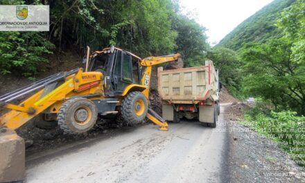 Nueve vías de Antioquia  afectadas por deslizamientos y pérdida de banca