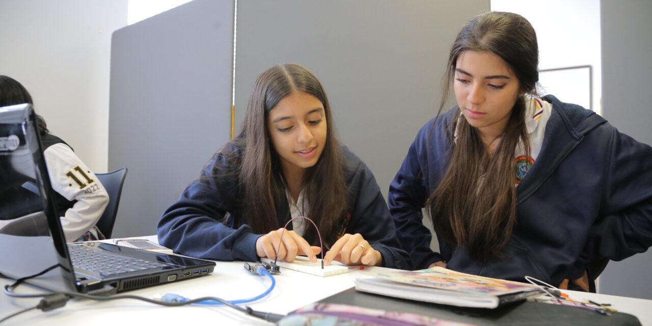 Mineducación lanza centros de ciencia y tecnología en Itagüí