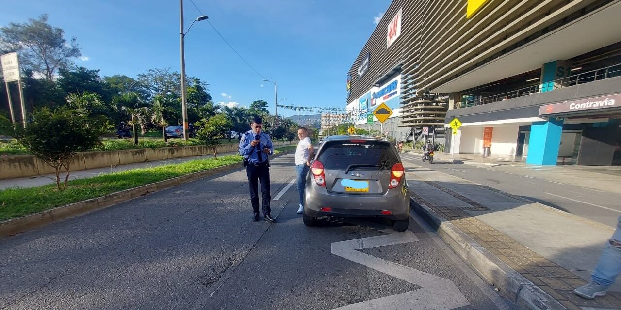 Envigado no da tregua a conductores de plataformas informales