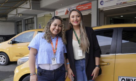 ‘Mujeres al Volante’: buscan crear flota femenina de taxistas