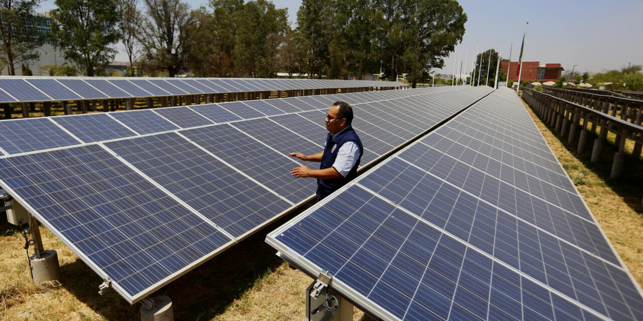 América Latina prevé un crecimiento de hasta el 15 % en energía solar para 2025