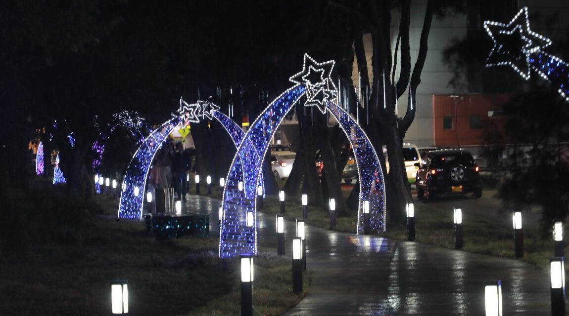 Mosquera enciende su espectacular alumbrado navideño con más de un millón de luces LED