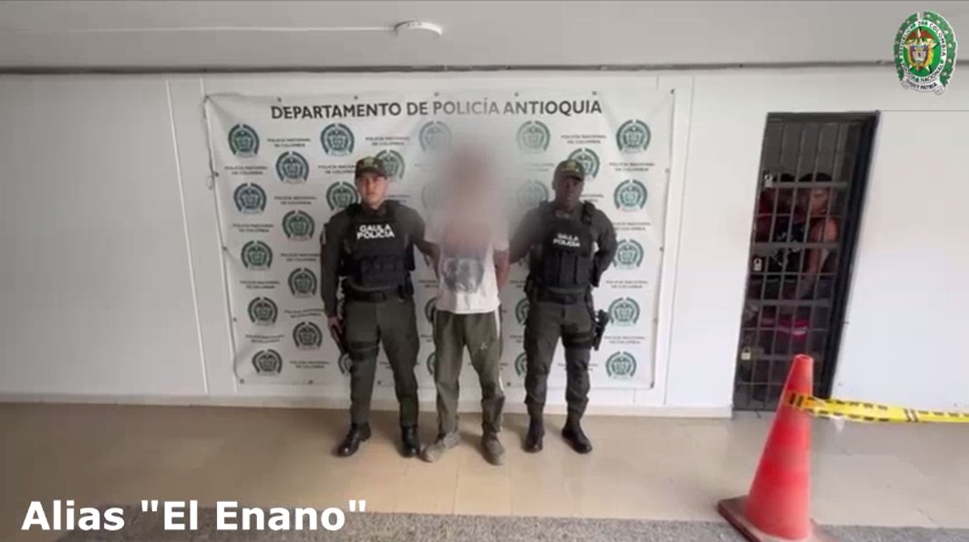 Capturan a tres extorsionistas en operativos simultáneos en Medellín y Fredonia