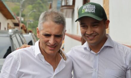 Óscar Andrés Sánchez asume como nuevo Director de Turismo de Antioquia